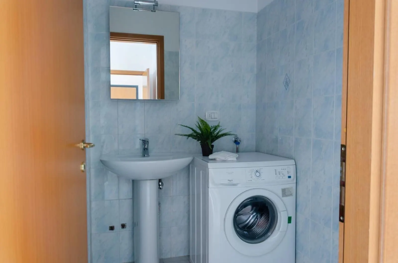 Metropolitan Home Gonin Μιλάνο 0*,  Ιταλία