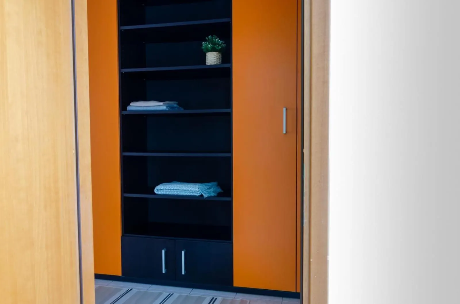 Metropolitan Home Gonin Μιλάνο
