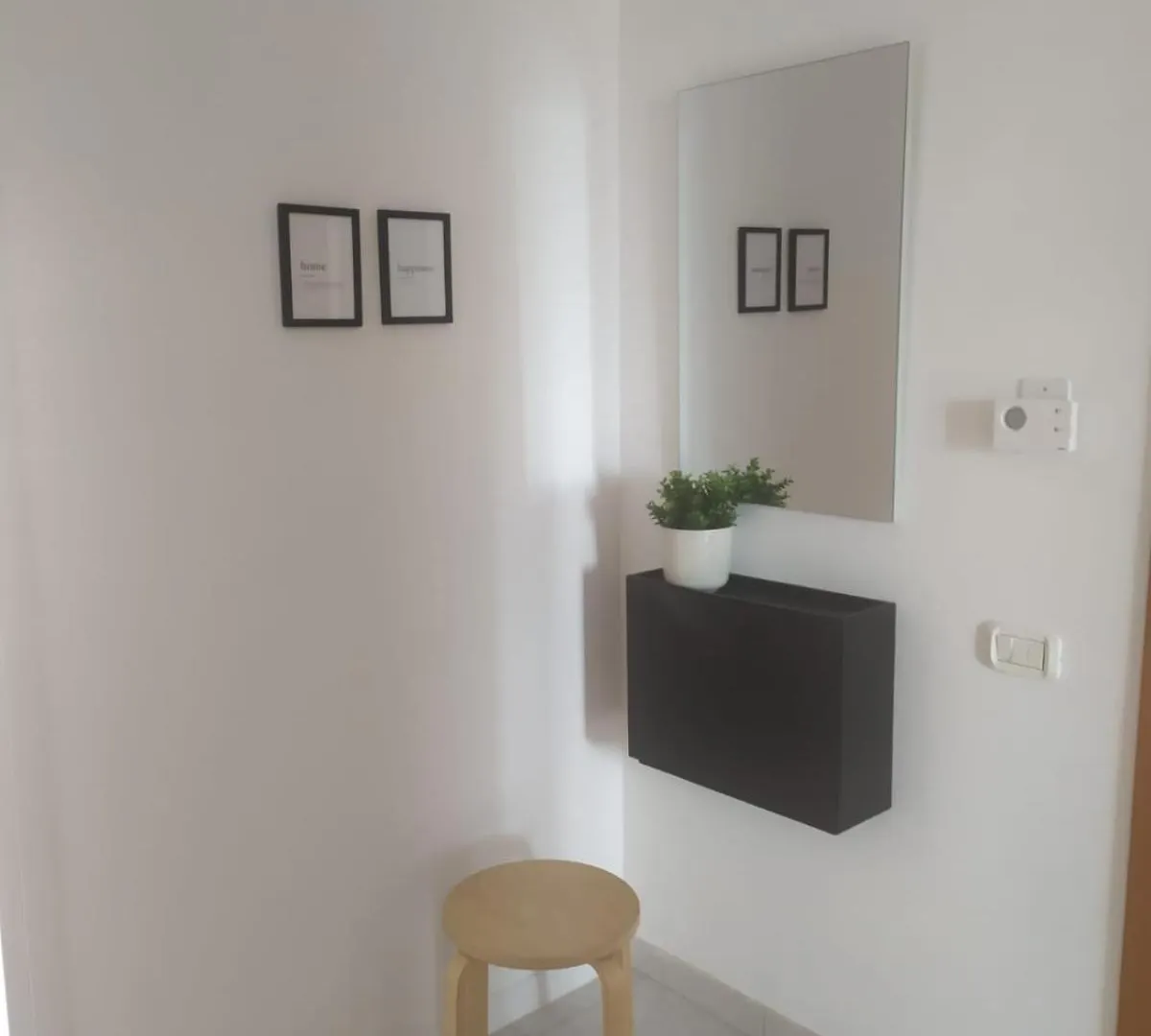 Metropolitan Home Gonin Milan 0*,  Italie