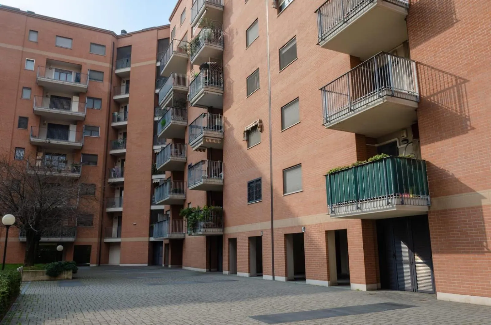Metropolitan Home Gonin Milan Italie