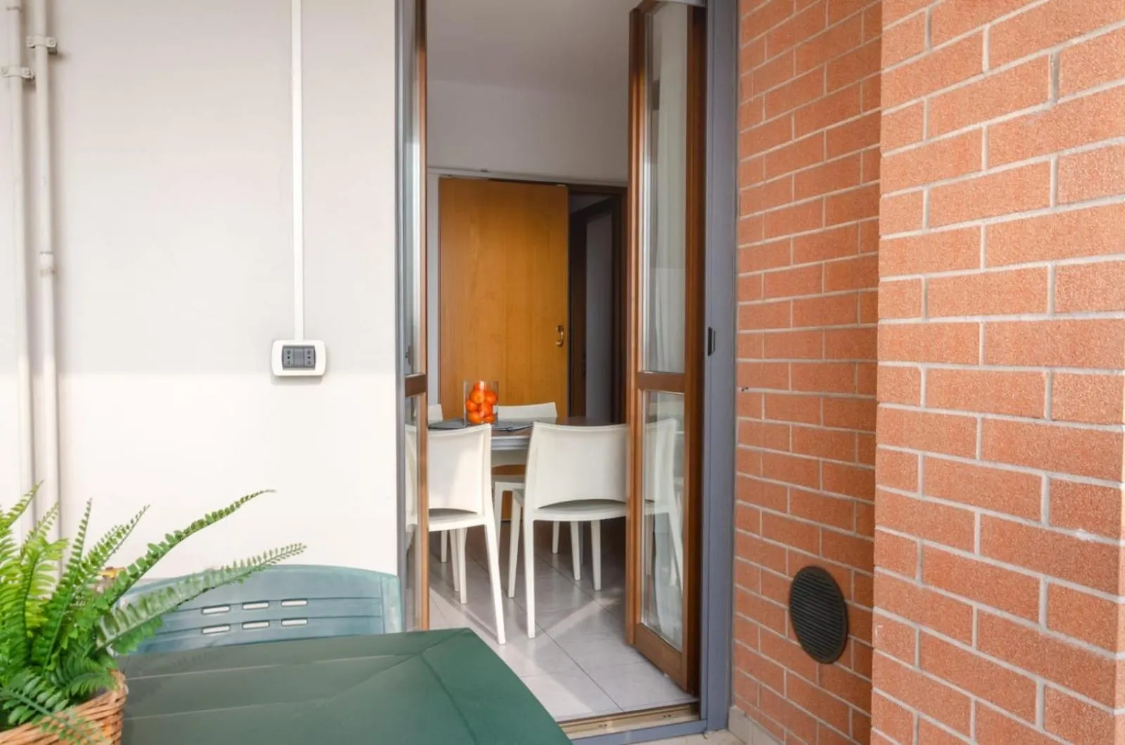 Metropolitan Home Gonin Milan Italie